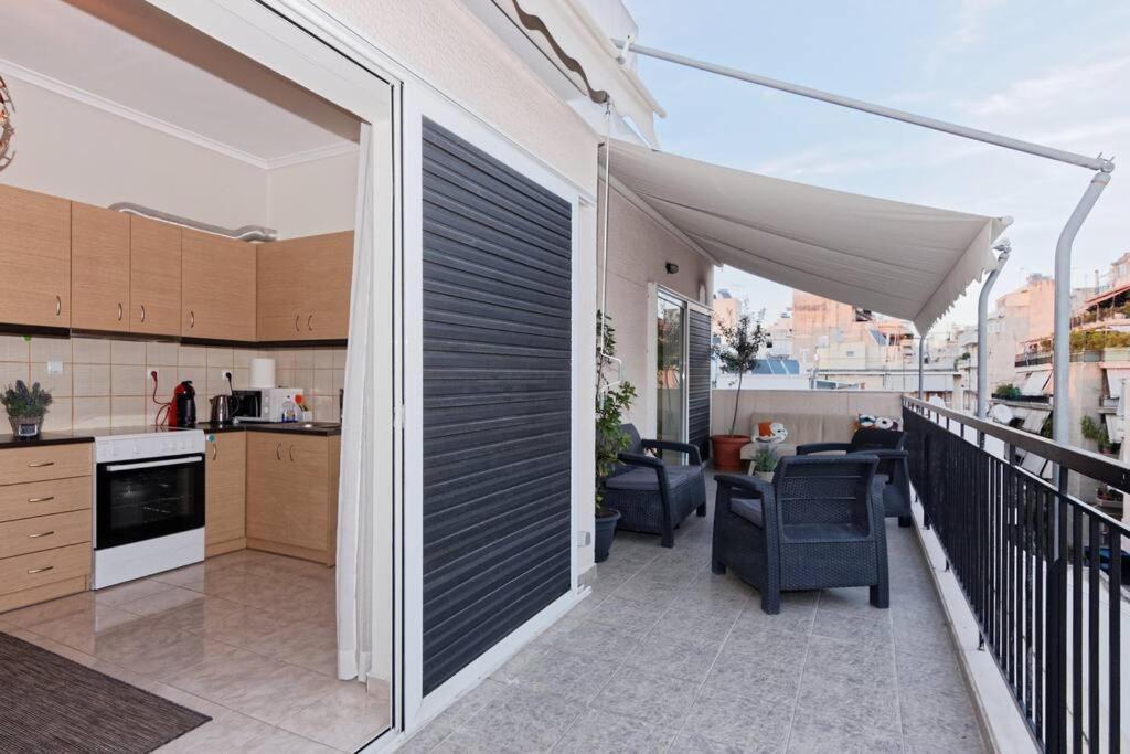 Appartement Big Terrace Near Metro And Athens Center Extérieur photo