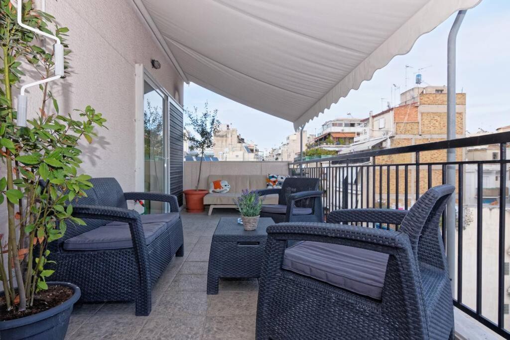 Appartement Big Terrace Near Metro And Athens Center Extérieur photo